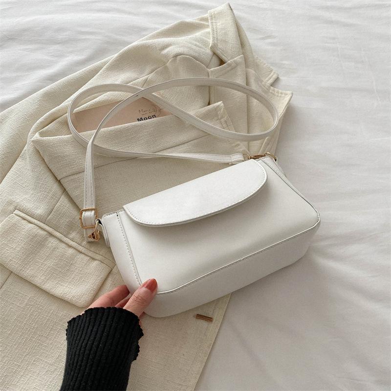 Trend fashion Korean version 2025 new versatile bag women's personality messenger shoulder women's bag casual simple small square bag