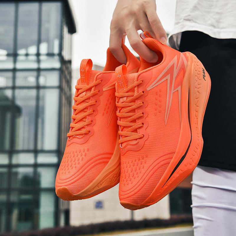 New Running Shoes Large Size Flying Burning 4 Carbon Board Marathon Carbon Board Men's and Women's Racing Side Training Sneakers