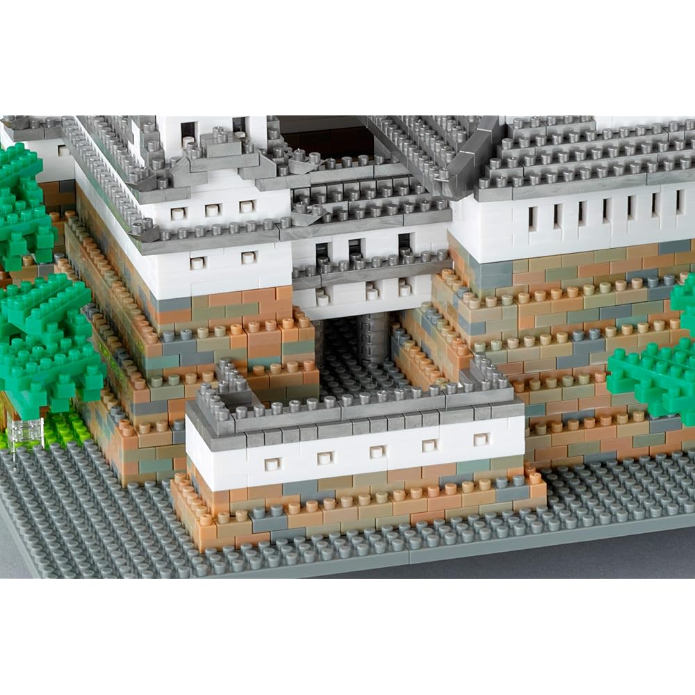 Kawada Nanoblock Himeji Castle Special Deluxe Edition Metallic Silver Building Set NB-042A