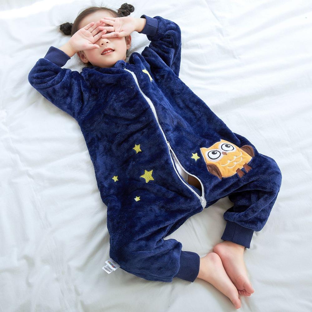 Pigiama a gamba divisa per bambini Autunno Inverno Tutina in flanella per neonati Sacco a pelo per neonati e bambini Tuta