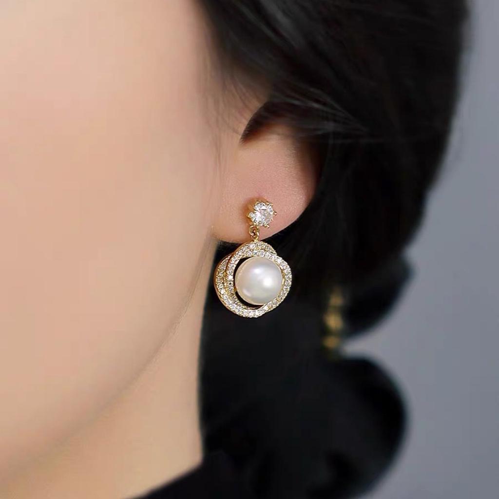 Shining Rose Natural Freshwater Pearl Earrings Women's Court Stud Earrings Women's Simple Temperament New Trendy Earrings