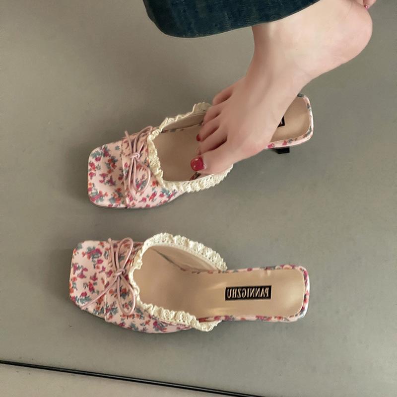 Retro gentle bow thick heel one-word women's summer new French lace square head high heel cool slippers