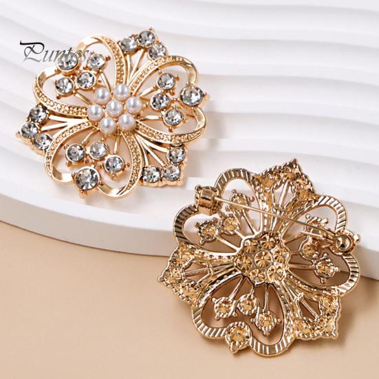 Floral Jewelry Solid Alloy Brooch, Hollow Pattern Lapel Pin with Strong Buckle Brooch Design, Electroplating Anti-Oxidation Badge for Coats