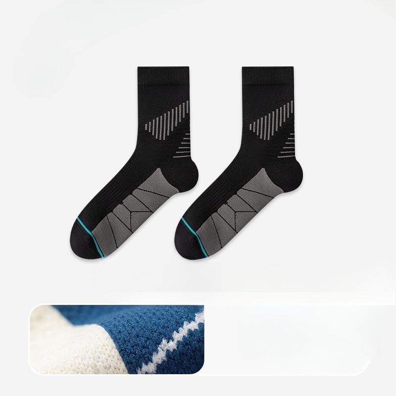 Male Spring and Autumn Professional Non Slip Hiking Pressure Breathable Mesh Sweat Absorption Mountain Socks