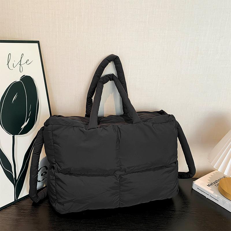 Niche Design Cotton Clothing One-shoulder Tote Bag  New Summer Embroidered Thread Square Cotton Carrying Underarm Pillow Bag