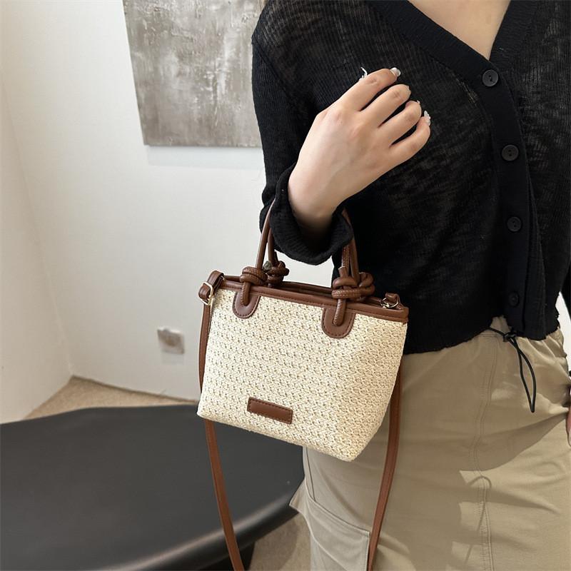 Chic Urban Casual Straw Tote Bag For Summer 2024 Stylish Woven Handbag