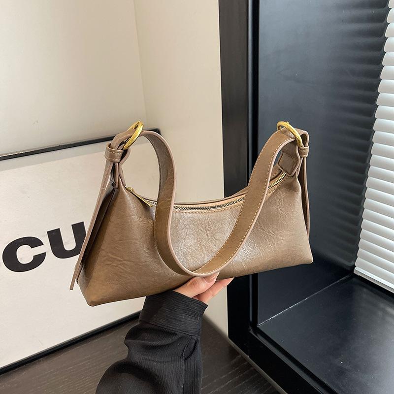 

Large capacity underarm bag women s new high-end niche design autumn and winter retro shoulder messenger bag хаки