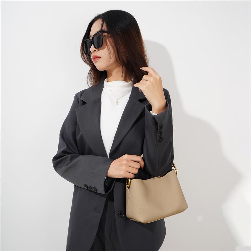 New Trendy Genuine Leather Crossbody Bucket Bags For Women Fashion Designer Ladies Cowhide Shoulder Messenger Bag A522