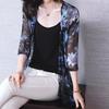 Women's Fashionable 7-Sleeve Mid-Length Shirt, Summer 2025, Elegant Print, Slimming, Sun Protection