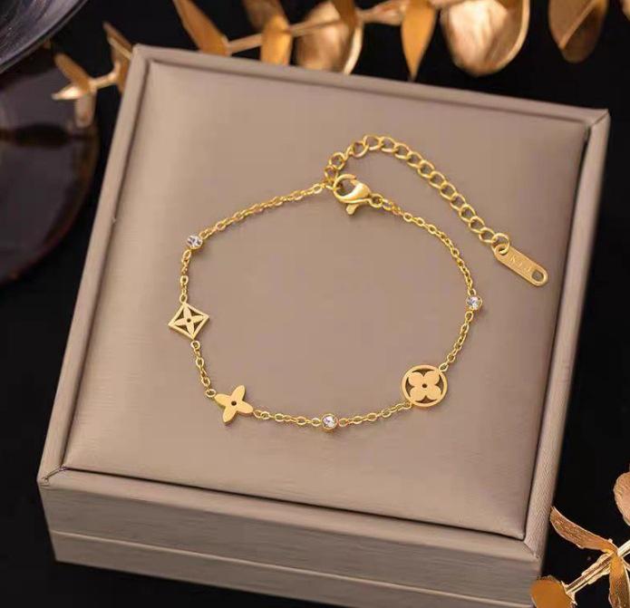 

Ожерелье из титановой стали Четырехлистный клевер - Классический модный аксессуар для женщин