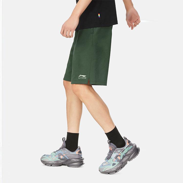 Li Ning Plain Lightweight Quick-Dry Breathable Sports Training Shorts Men Shorts Green AKSS455-3