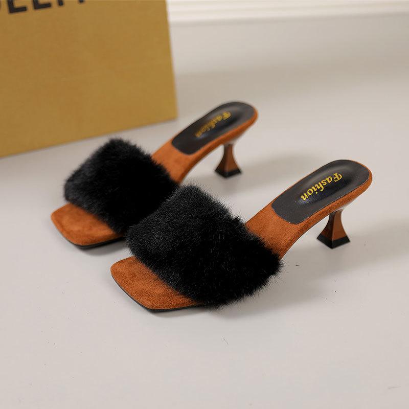 French High-end Fluffy Slippers Women's 2025 Autumn and Winter New Fashion One-word Drag Lightweight High-heeled Slippers