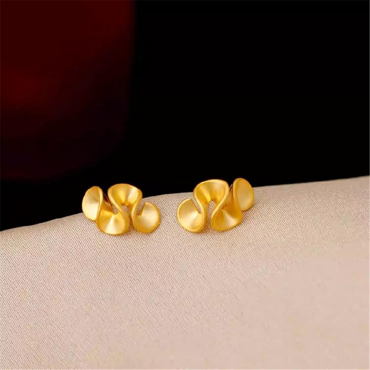 Elegant Ruffle Themed Studs Earrings Fashion Earring Delicate Ear Jewelry Ears Studs Copper Texture for Daily and Party