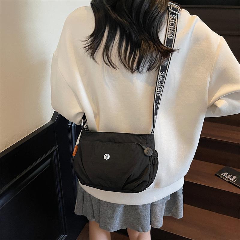 Single-shoulder Bag for Women, Light and Fashionable Crossbody Bag, Versatile Commuter Bag for Women, Backpack