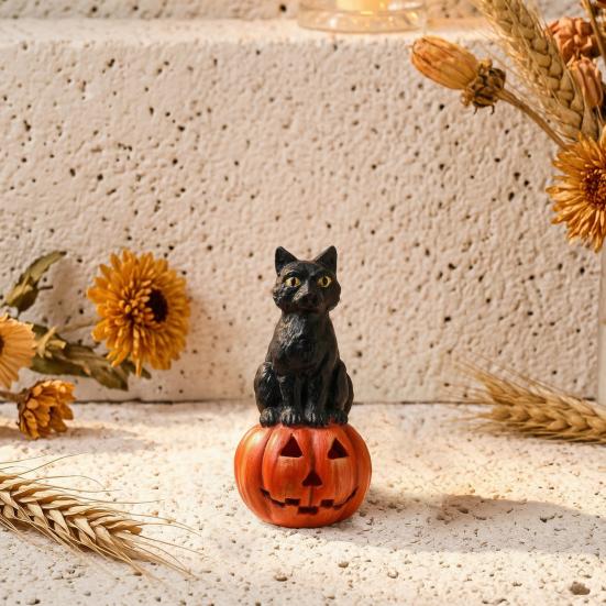 Black Cat Pumpkin Figurine, Resin Halloween Desktop Ornament, Cute Dark Fun Style Decoration for Home Windows Office Party