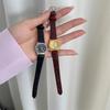 Supply Medieval Fashion Small Gold Watch Watch Temperament High Value Fashion Women'S Small Dial Quartz Watch