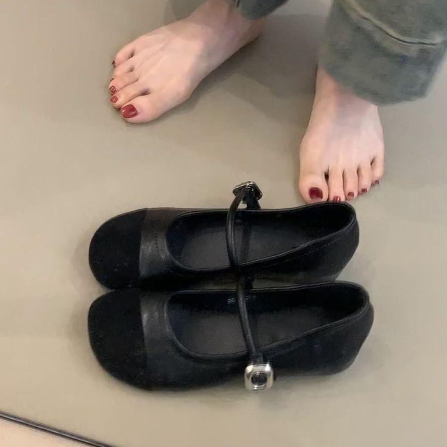 Round head retro inner height increase Mary Jane women's shoes light mouth fashionable versatile one word with French evening wind ballet shoes