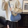 Korean Style Zipper Dumpling Bag Lightweight Sports Messenger Bag Nylon Shoulder Bag  Male/Female