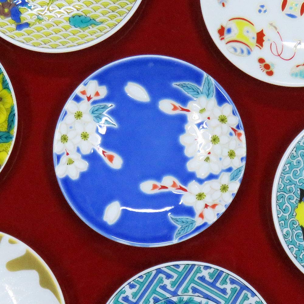 Waza no Kura Kutani Ware Fazolový talíř Lucky Keramický talíř Sakura Malý talíř Servírovací talíř Japonské nádobí značky (Sada 2)