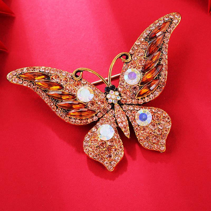 

Creative Vintage Butterfly Brooches For Women Clothing Coat Accessries Gifts as the picture