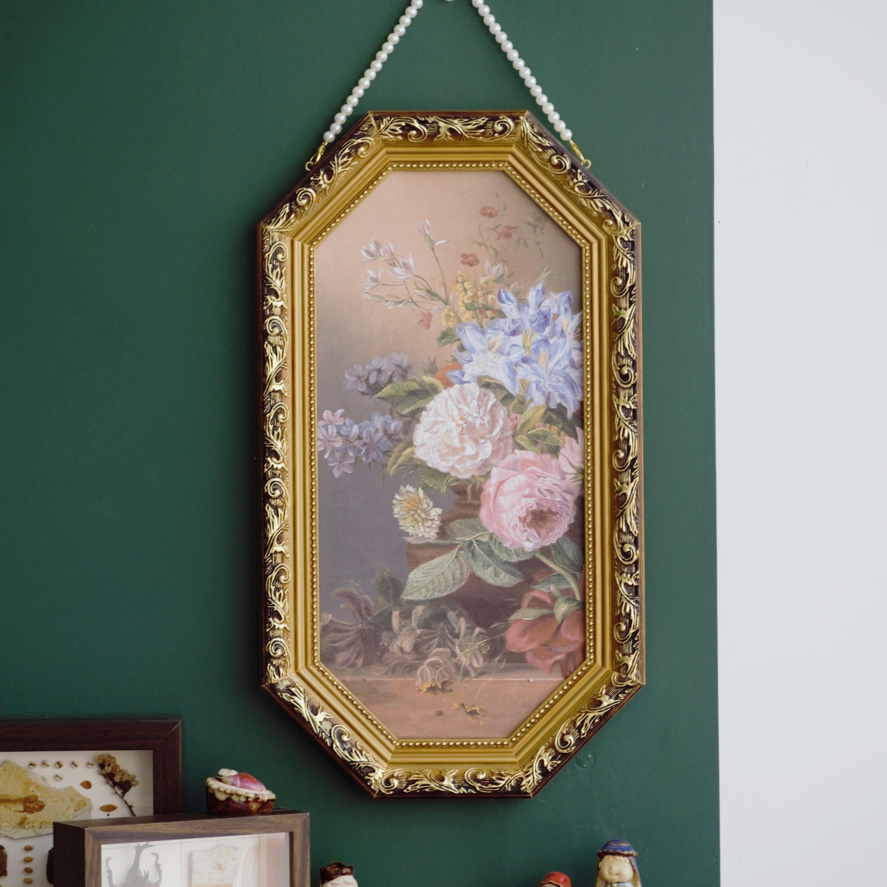 

Octagonal Wooden Frame Retro Wall Art Unique Aesthetic Pearl Chain Hanging Painting Vintage Portrait room decor