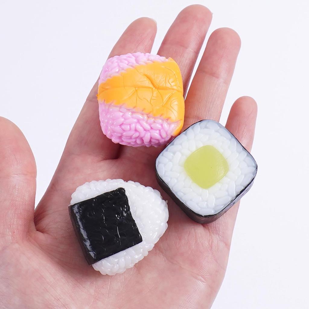 PVC Sushi Onigiri Keychain: Japanese Cuisine Nori-Wrapped Rice Bag Charm