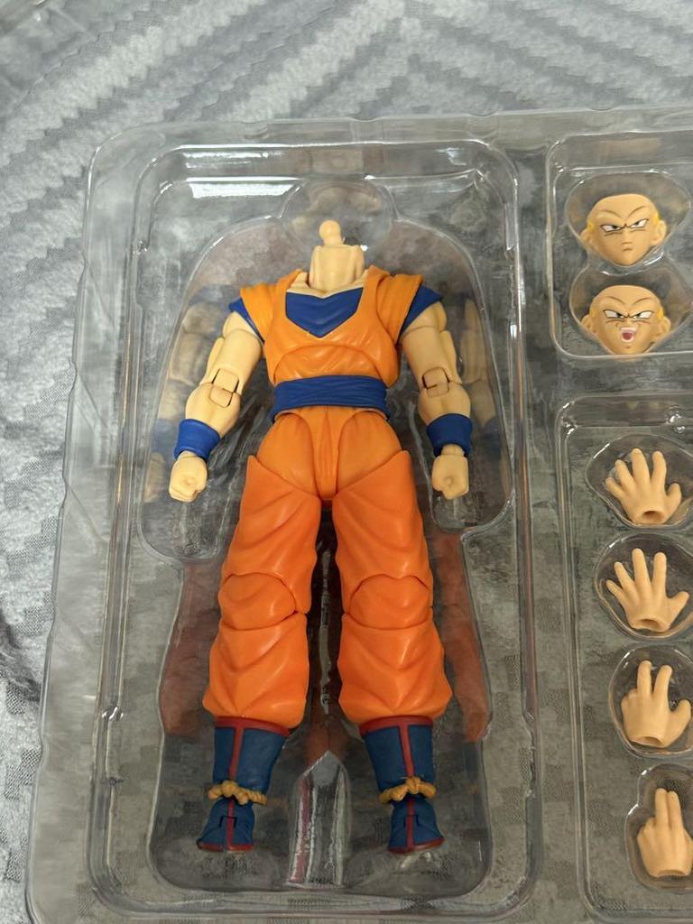 [USED] Overseas Exclusive S.H.Figuarts Same Size Super Saiyan 3 Son Goku with Bonus