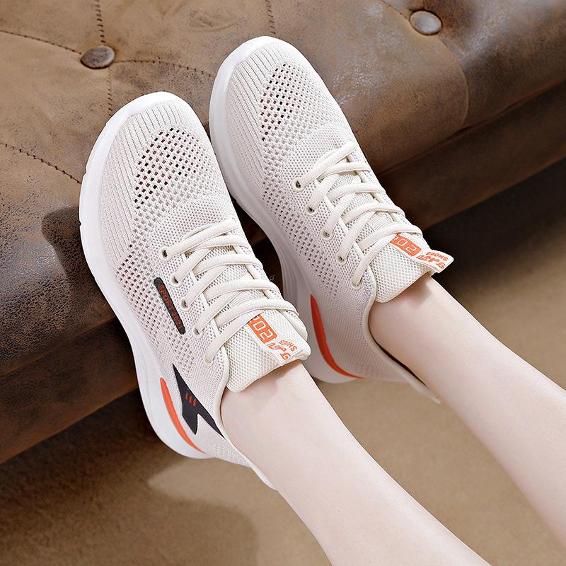 Sneakers summer new soft-soled mother shoes hollow breathable hiking shoes lightweight running shoes
