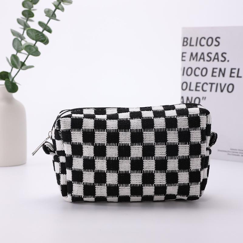 Checkerboard Colorblock Lightweight Crossbody Makeup Bag - Large Capacity Trendy Plaid Cosmetic Storage