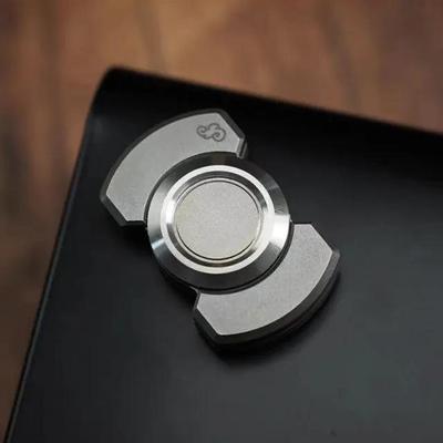 Ανοξείδωτο Τριπλό Κύβο Spinner EDC Παιχνίδι Κλίκερ Κέρματος Εργαλείο Αποσυμπίεσης