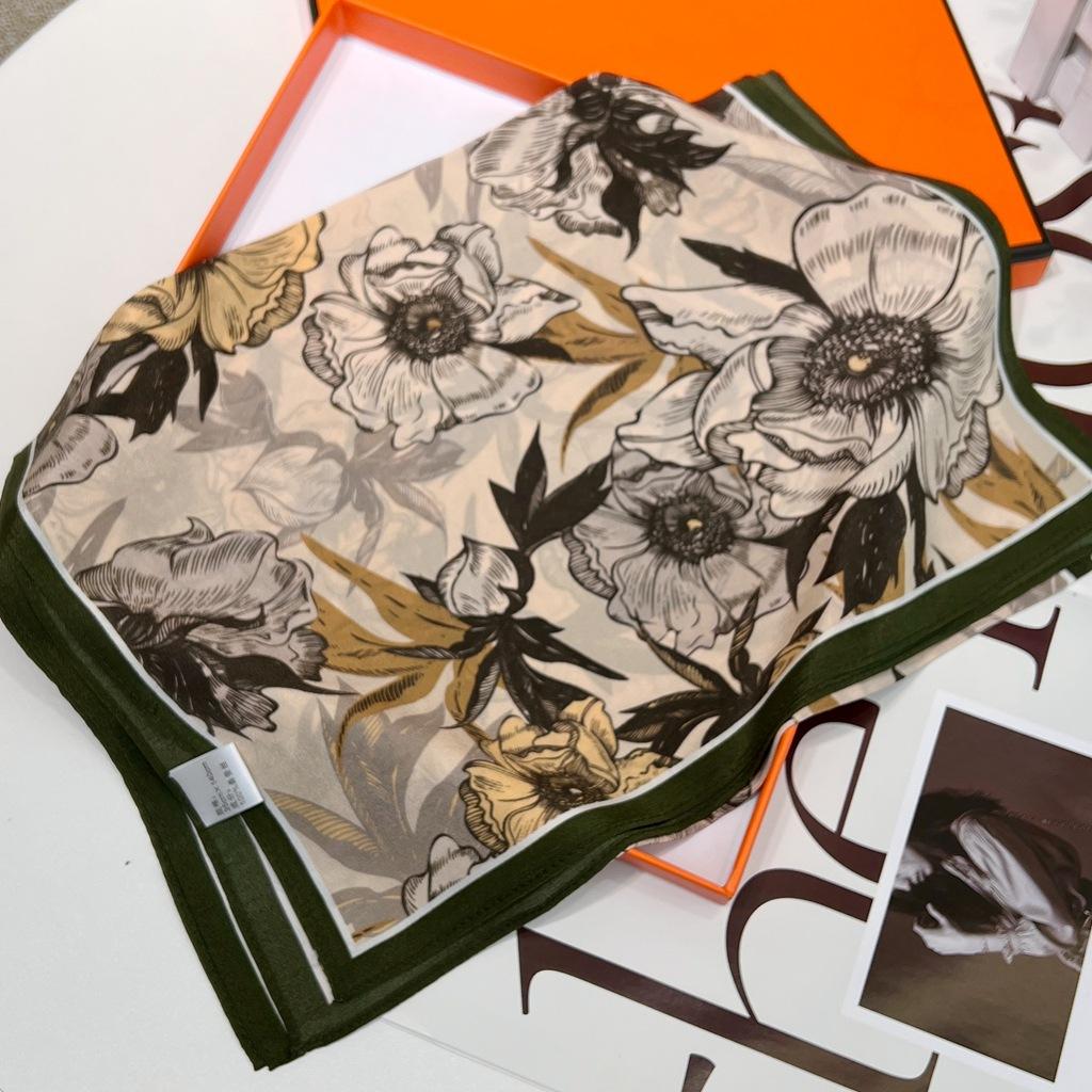 

Temperament Style! Early Autumn Light Coffee Literary And Artistic Fan Plant Printing Silk Shawl Scarf Dual-Purpose Women S Autumn Winter Silk Scarf 140CM