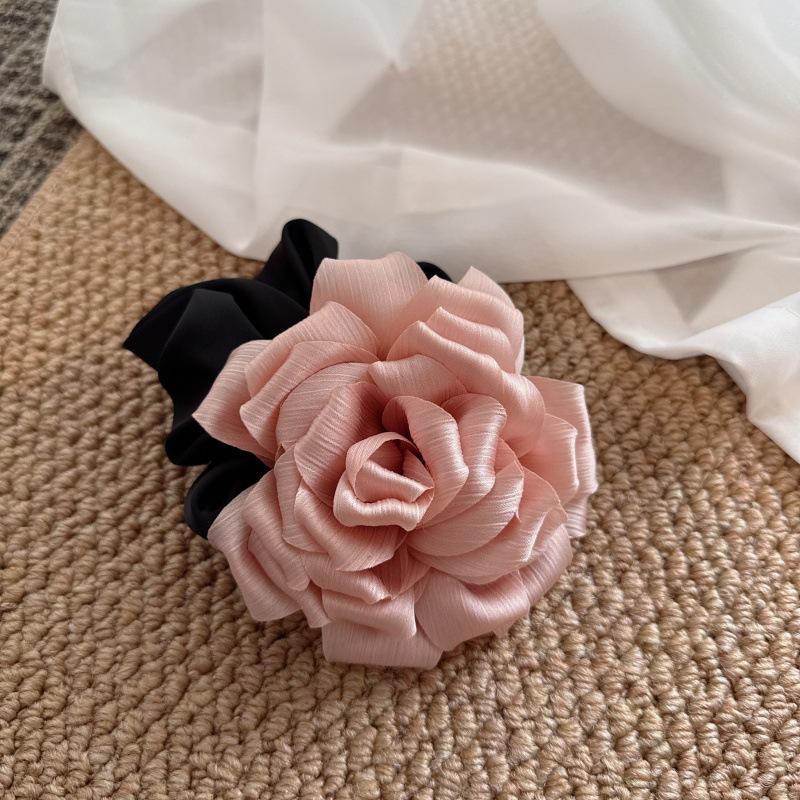 Korean 3D Pleated Satin Fabric Hairband with High-End Flower Hair Tie, Retro and Chic, High Quality