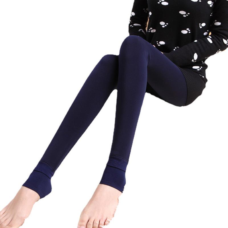 Women's Velvet Thickened Leggings - Plus Size, Korean Style, Pearl Velvet, 200g Warmth for Autumn and Winter