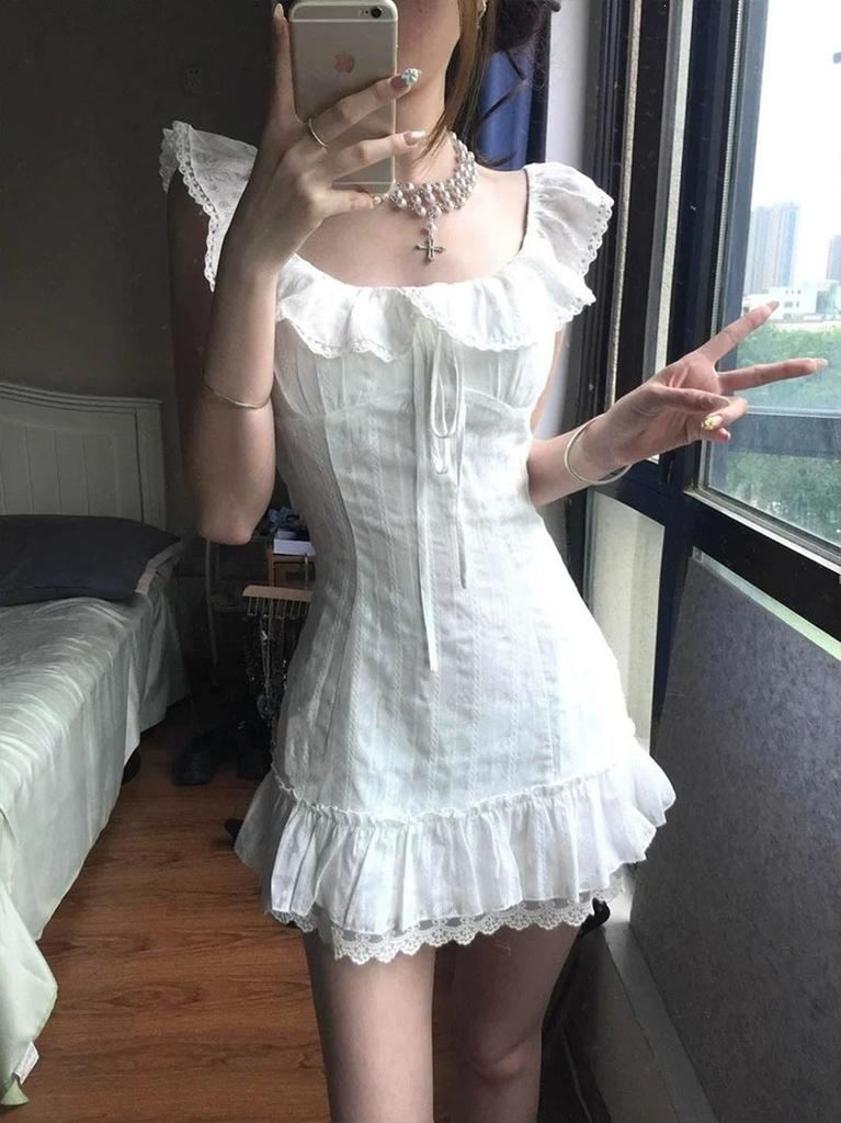 White dress short female summer beautiful pinched waist first love white skirt summer beautiful super beautiful small foreign dress