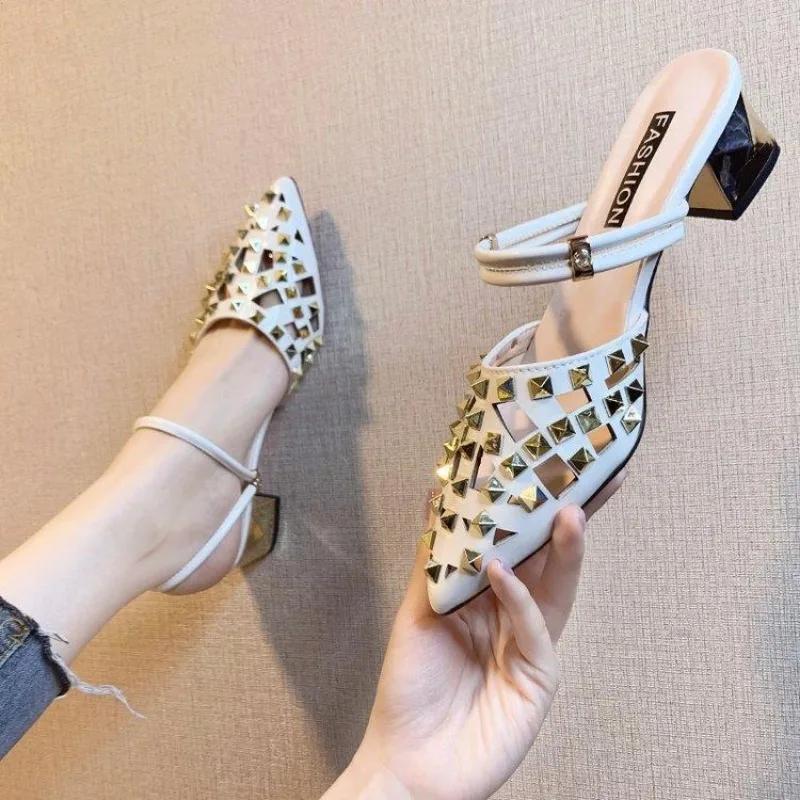 Fashion Outdoor With Medium Heels Sandals for Women Designer Anti Slip Hot Woman Shoes Summer 2025 Comfortable Luxury Vintage Pvc Sandal