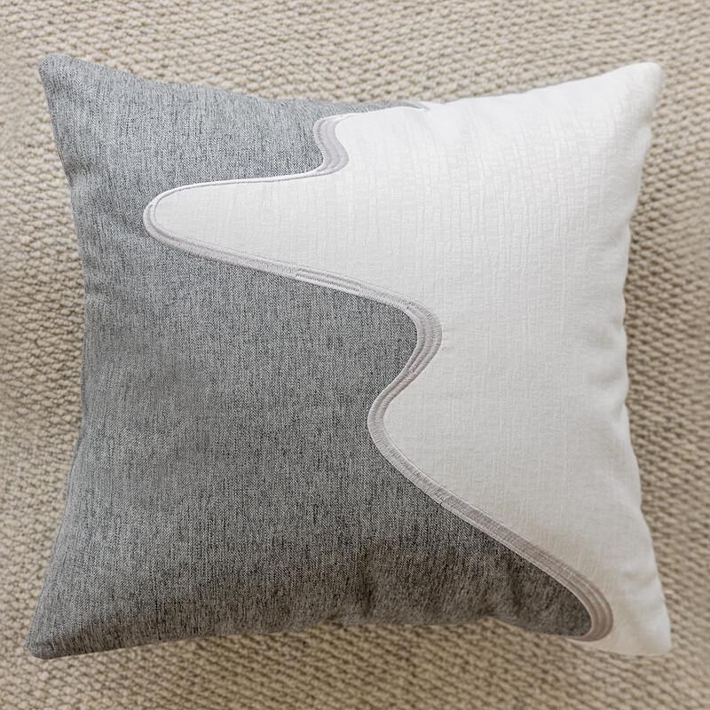 Embroidered Houndstooth Patchwork Sofa Pillow