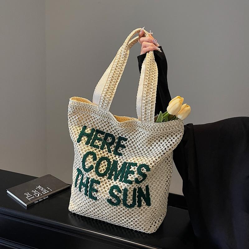 Large Capacity Tote Straw Bag New Summer Fashion Shoulder Straw Bag Woven Bag Women's Seaside Vacation Beach Bag