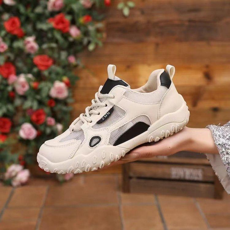 

Lightweight thick-soled German training shoes women s little white shoes 2025 summer new lace-up non-slip soft-soled breathable sports and leisure 40