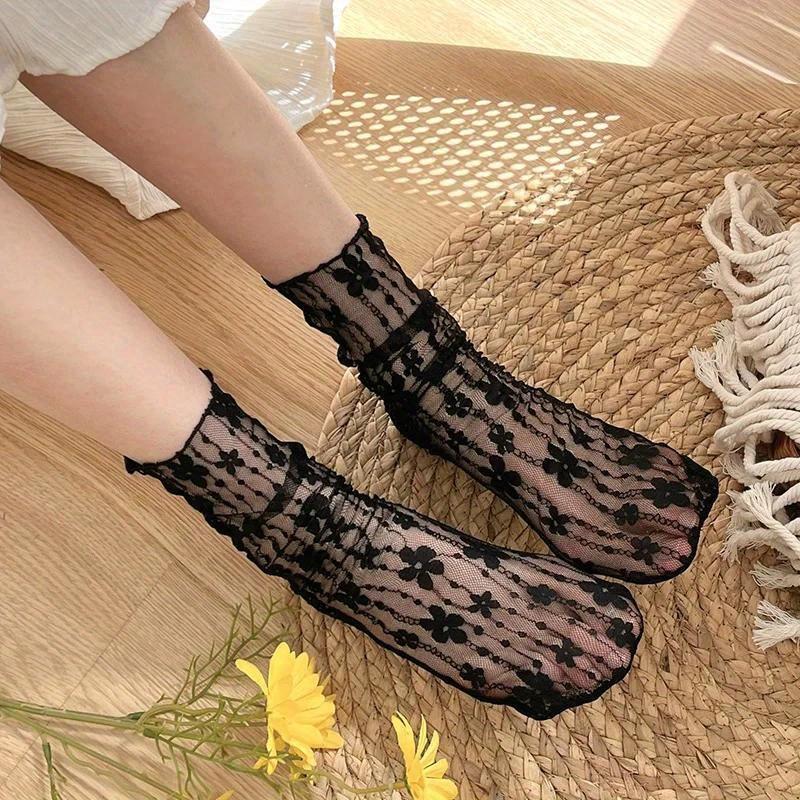 Women's Harajuku Ladies Breathable Transparent Floral Lace Socks Sweet Mesh Fishnet Socks Soft Funny Socks Hosiery