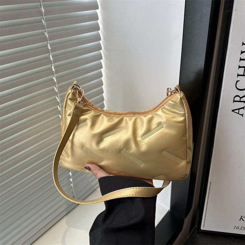 

Модные женские сумки через плечо большой вместимости 2025 осень-зима новые сумки из пуховой ткани трендовые сумки-мессенджеры женские золотой