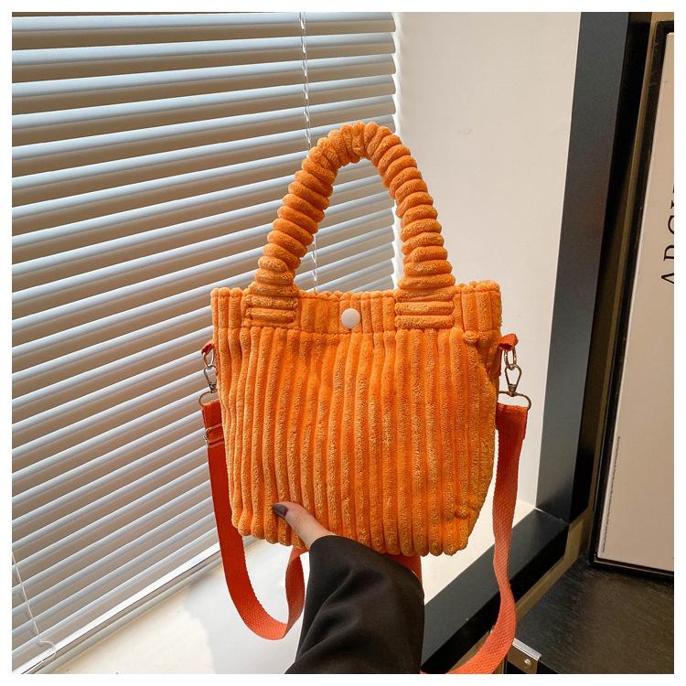 

Зимняя вельветовая плюшевая сумка-ведро кроссбоди 2024 - Милая пушистая сумочка