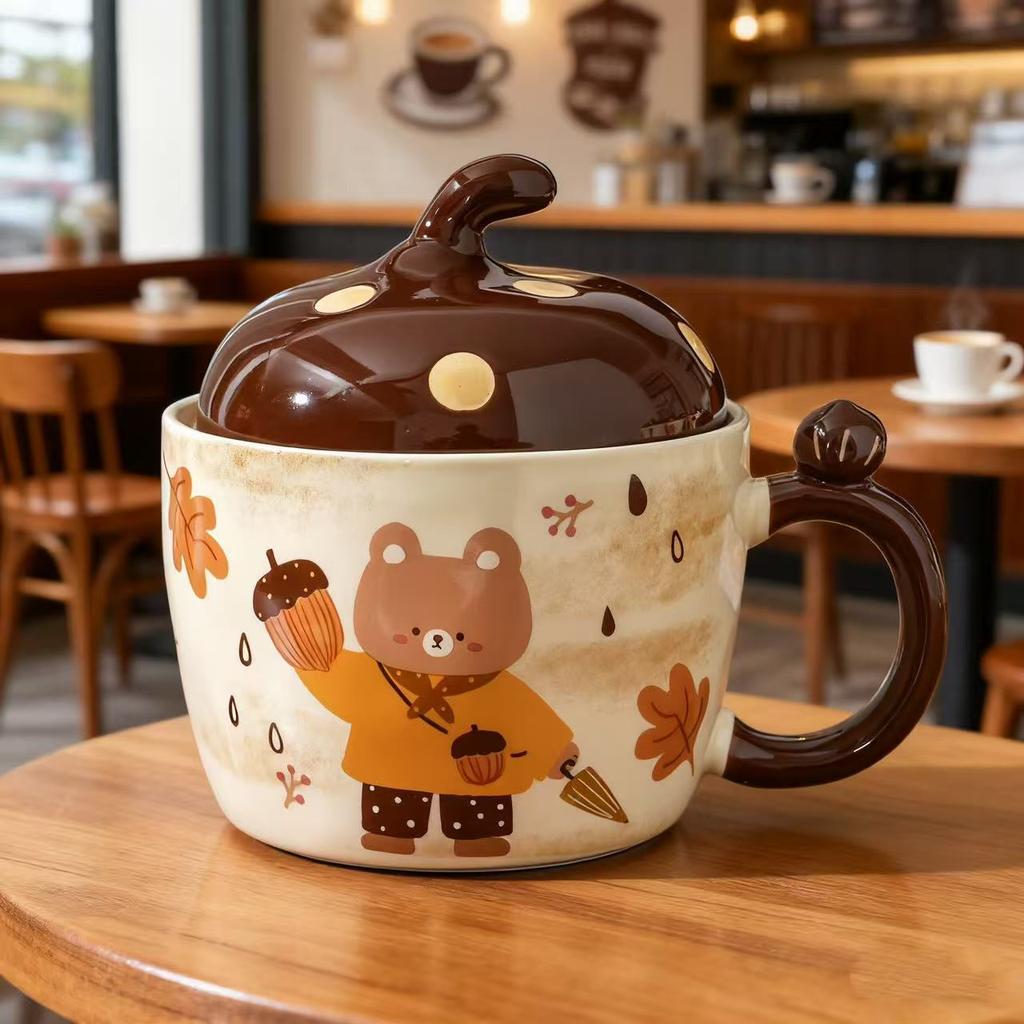 Cute bear mug cute shape nut ceramic cover cup high value large capacity cartoon water cup set