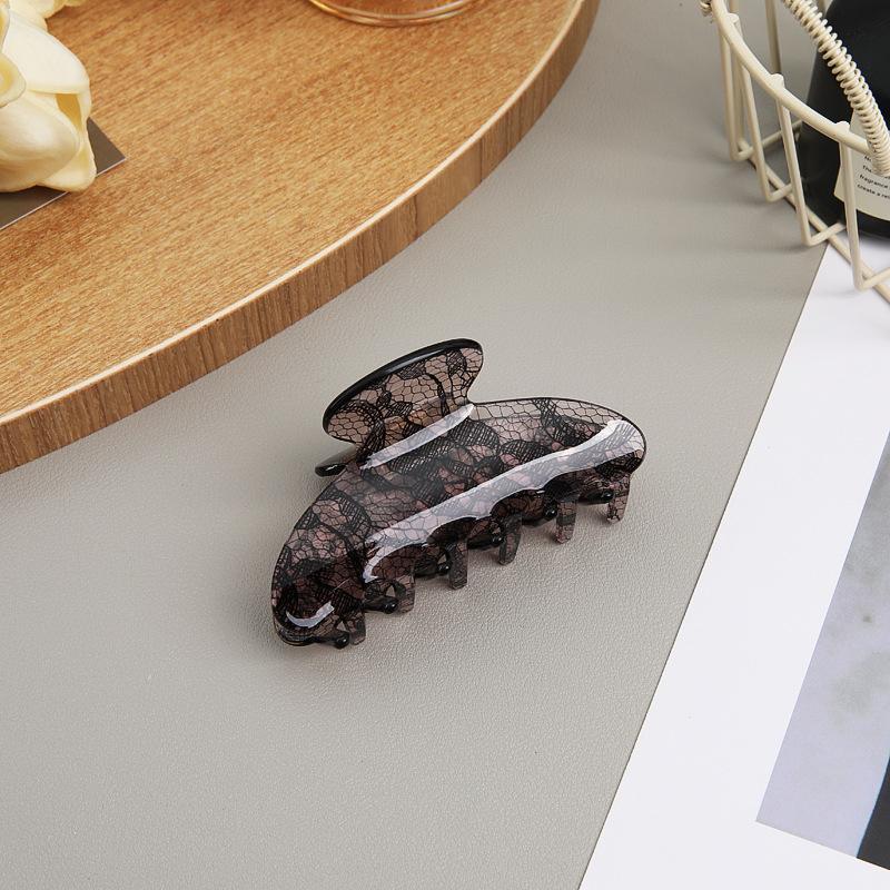 8.5Cm New Korean Woman Senior Lace Pattern Hair Claw Barrettes Girl Fashion Hair Clips Hair Headwear Hair Accessories Hairpins