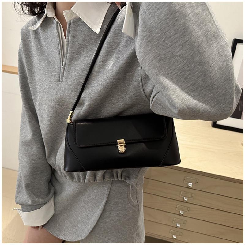 Minimalist Faux Leather Baguette Purse for Women Small Shoulder Crossbody Fashionable Daily Handbag CLE