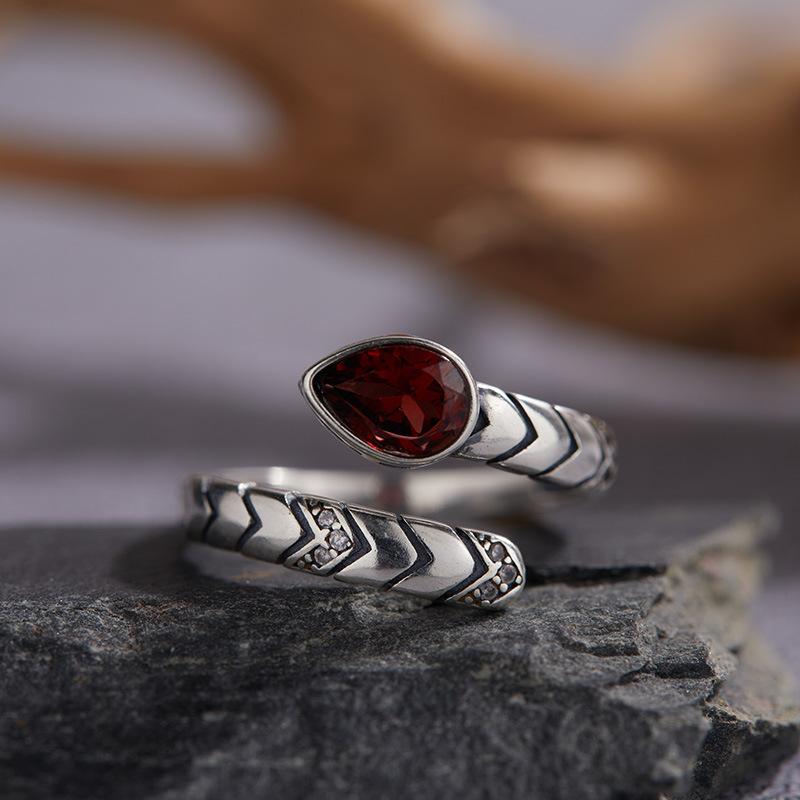 

Серебряное кольцо S925 пробы с инкрустацией натуральным гранатом, цвет опала, серебро Botai, женское кольцо с открытым дизайном в виде головы змеи, индивидуальность