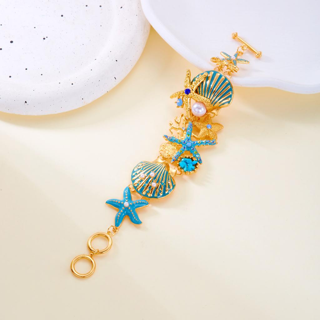 Vintage Ocean Inspired OT Clasp Bracelet for Women Exaggerated Metal Enamel Starfish Shell Coral Style Bracelet Boho Jewelry