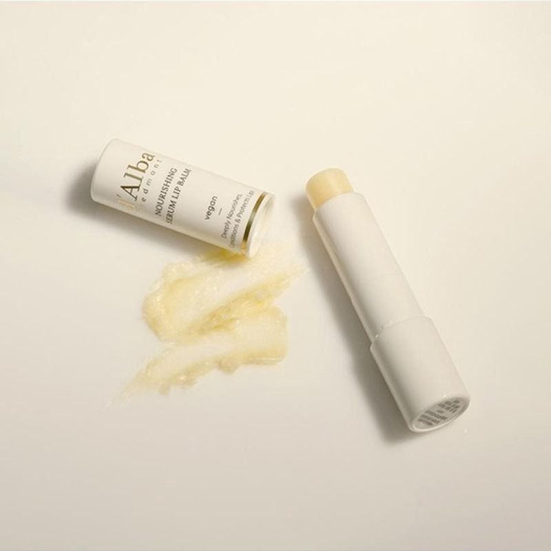 

Питательный бальзам для губ с сывороткой «Белый трюфель» 3,6 г