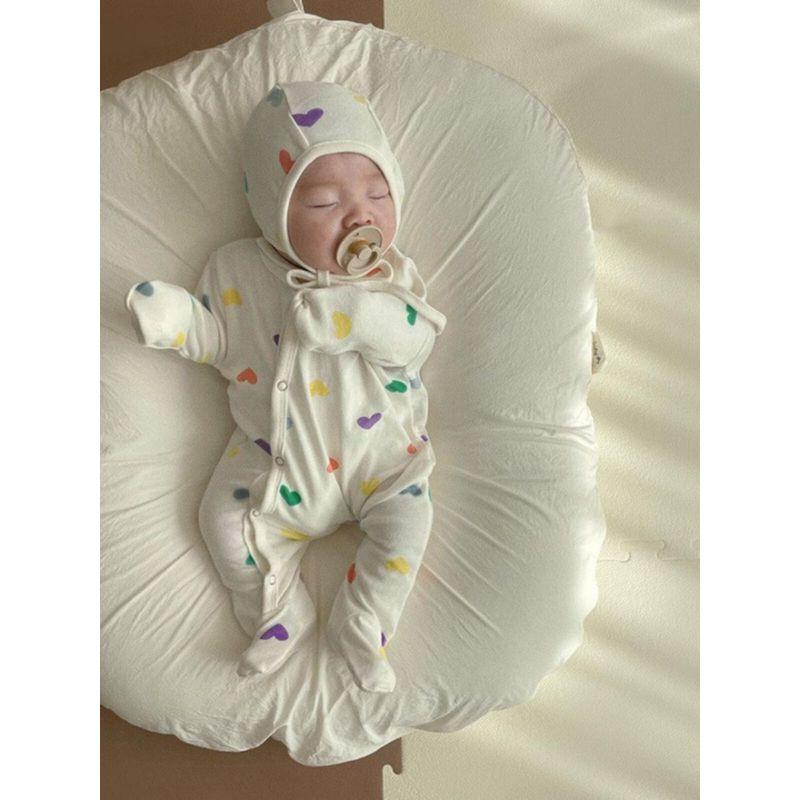 Newborn Clothes 2023 Autumn Colorful Heart-Shaped Foot-Covering Baby Jumpsuit Unisex Baby Romper Onesie