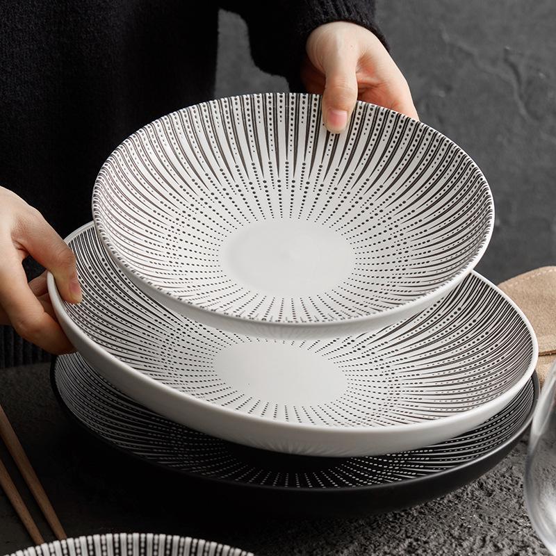 Yunhe Hall Nordic Ceramic Luxury Dinner Plate - Elegant Western Style Tableware for Home or Hotel