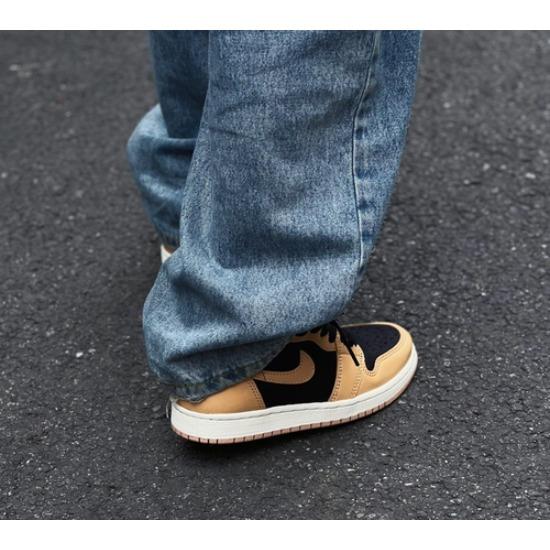 Air Jordan 1 Retro High OG Heirloom 555088-202